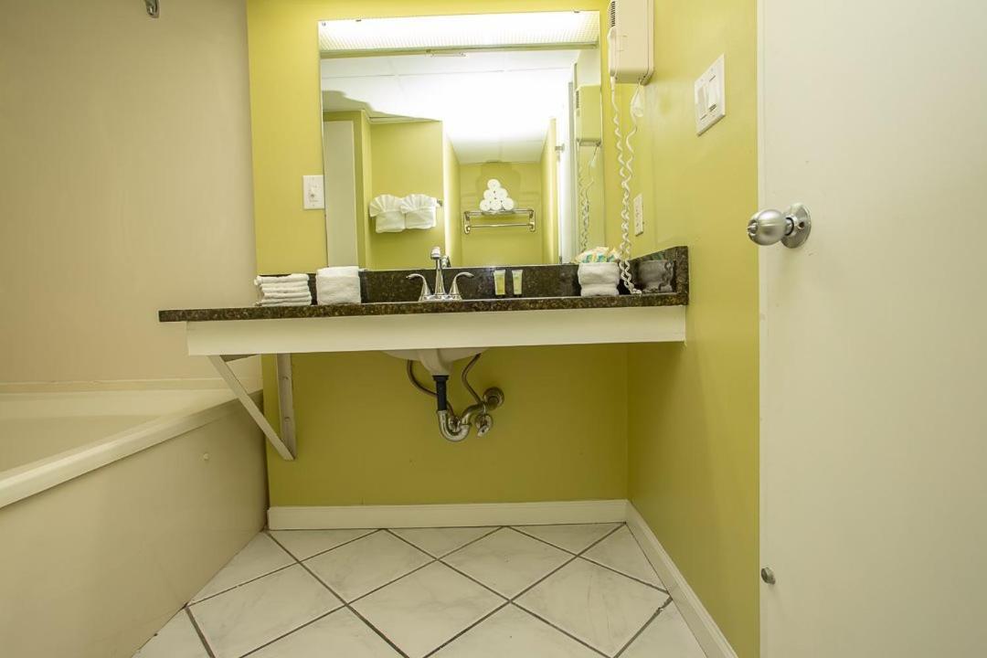 Oceanfront 2 Bedroom 3 Bathroom Unit 539-540 - Sleeps 10 شاطئ ميرتل المظهر الخارجي الصورة